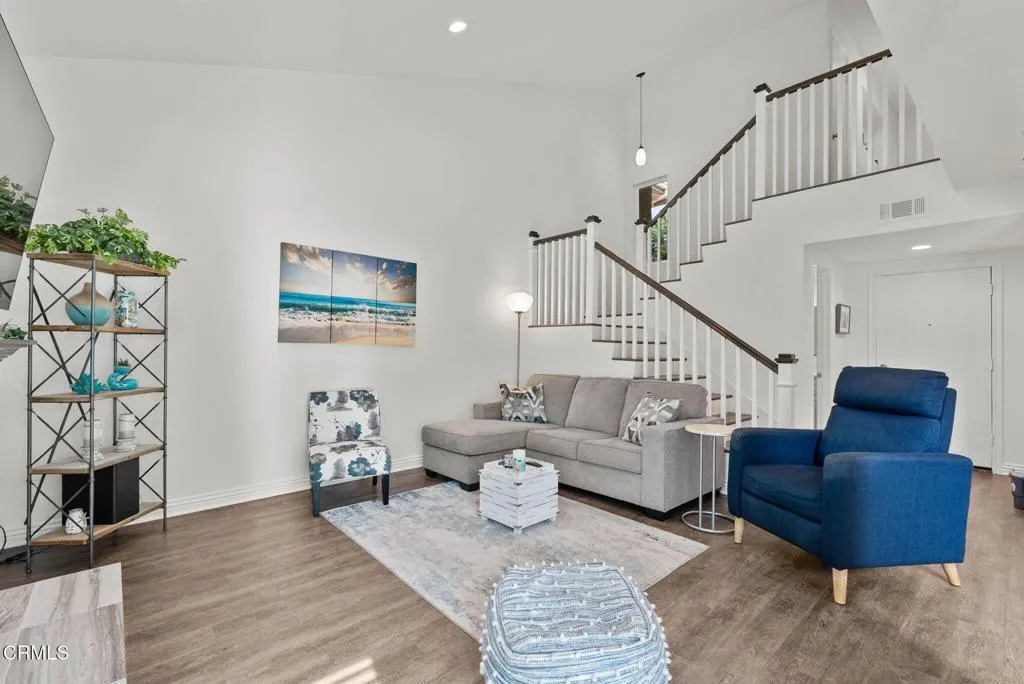 Additional image 3 of 925 Sandberg Lane, Ventura, CA 93003