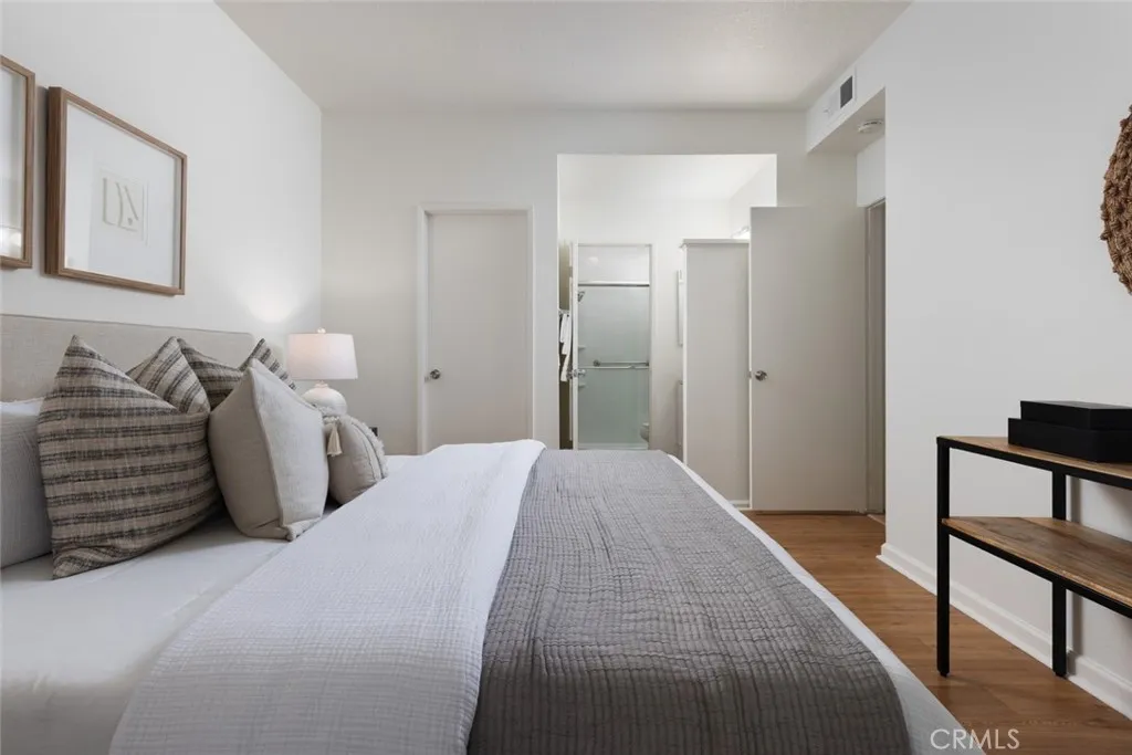 Additional image 19 of 257 Huntington, Irvine, CA 92620