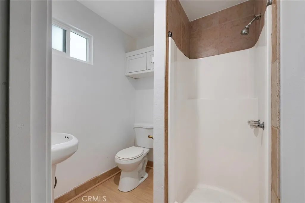 Additional image 104 of 8023 Hooper Ave, Los Angeles, CA 90001