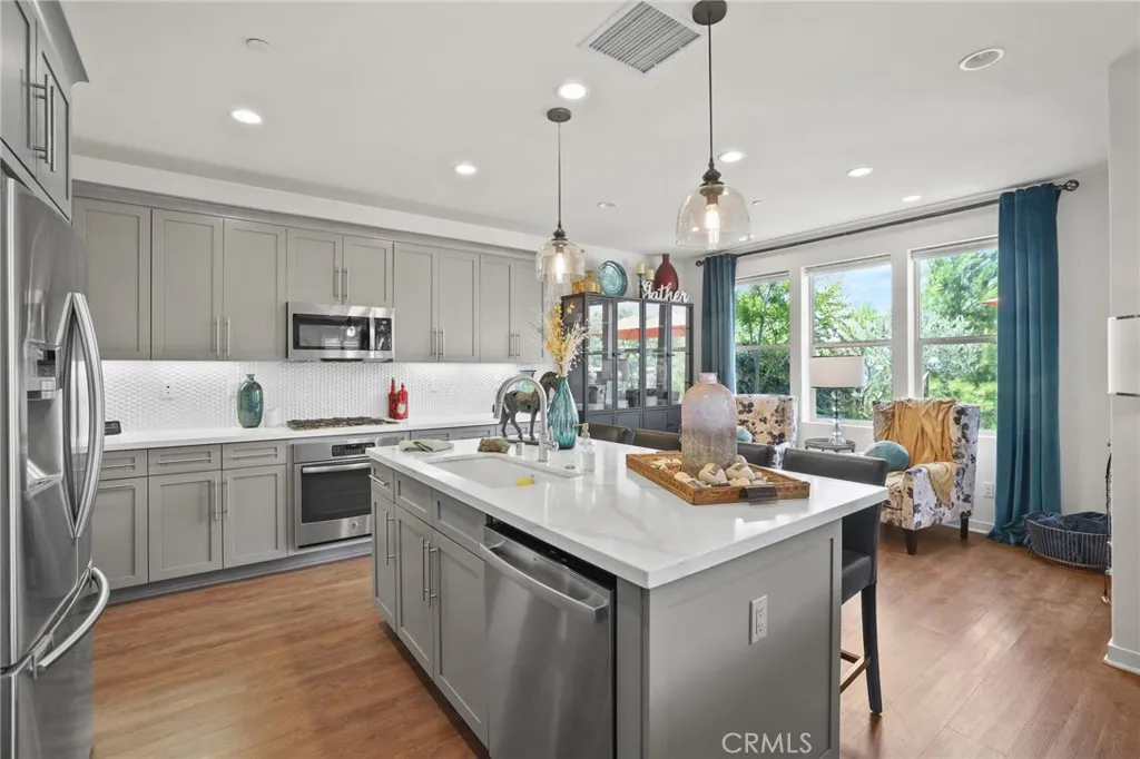 Additional image 11 of 41 Fuchsia, Lake Forest, CA 92630