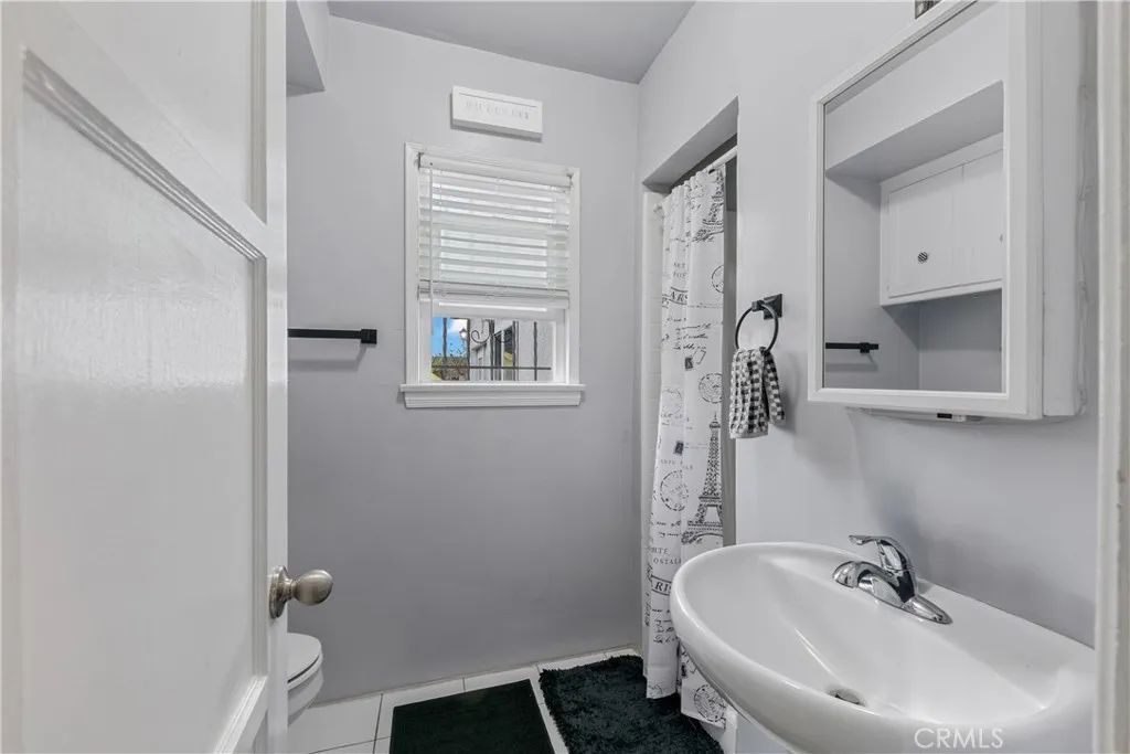 Additional image 61 of 3907 Edgehill Drive, Leimert Park, CA 90008