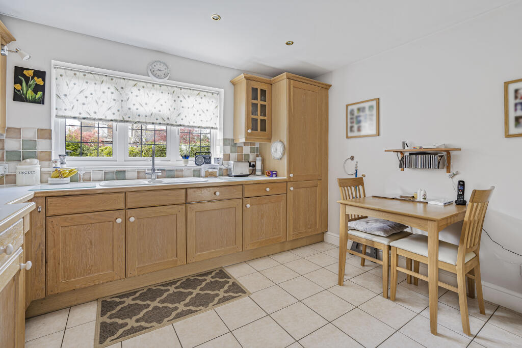 Additional image 24 of Heyford End, Balmoral Close, St Albans, AL2