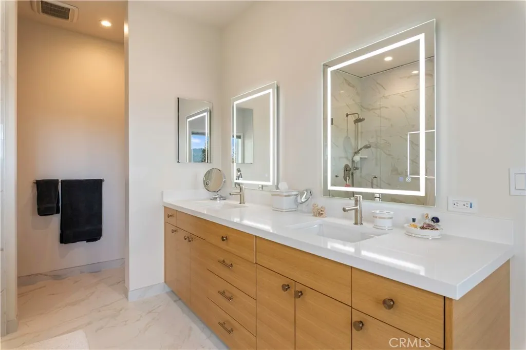 Additional image 105 of 8 Queen Ann Way, Lakeport, CA 95453