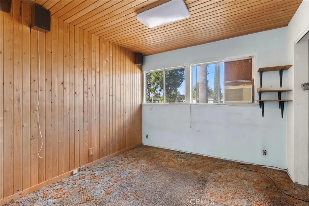 Additional image 60 of 18928 Victory Boulevard, Tarzana, CA 91335