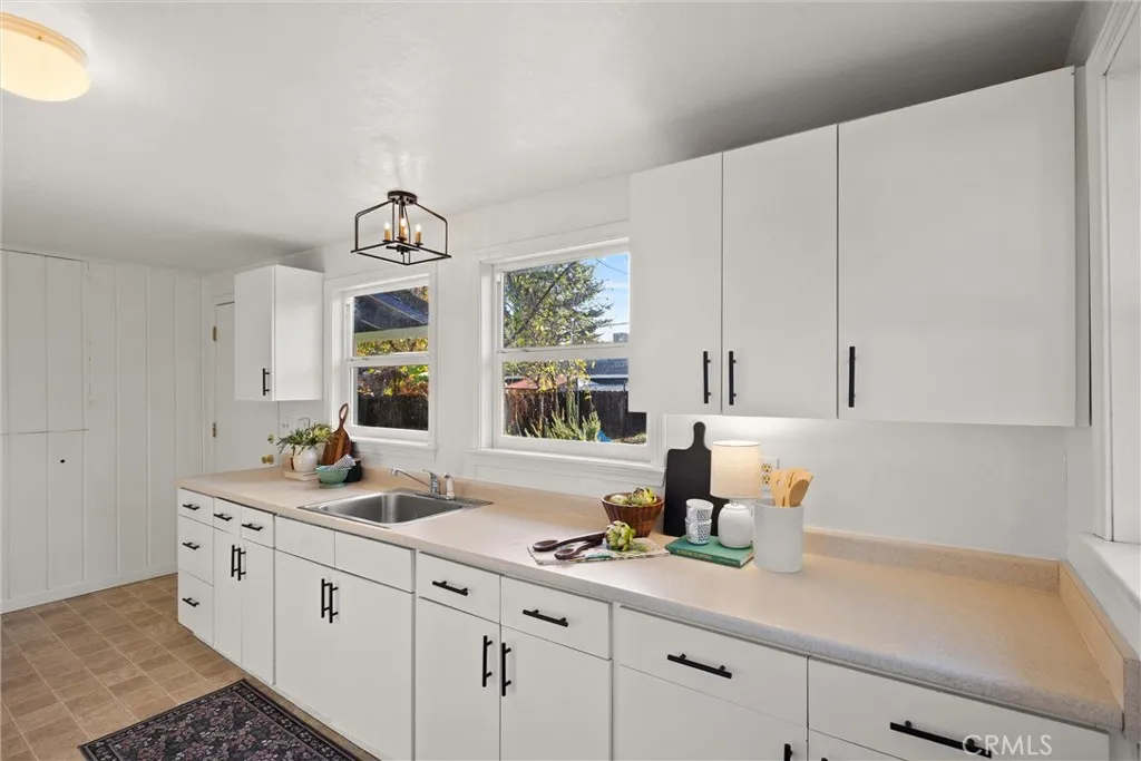 Additional image 12 of 573 E 19th St, Chico, CA 95928