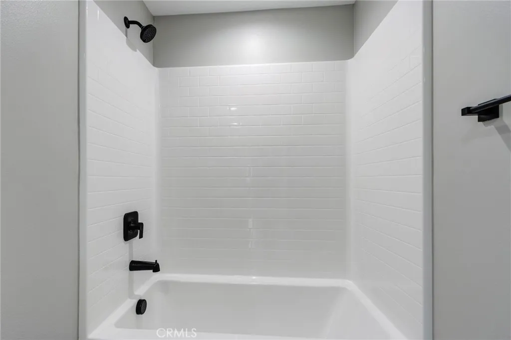 Additional image 98 of 6850 Braceo St, Oak Hills, CA 92344