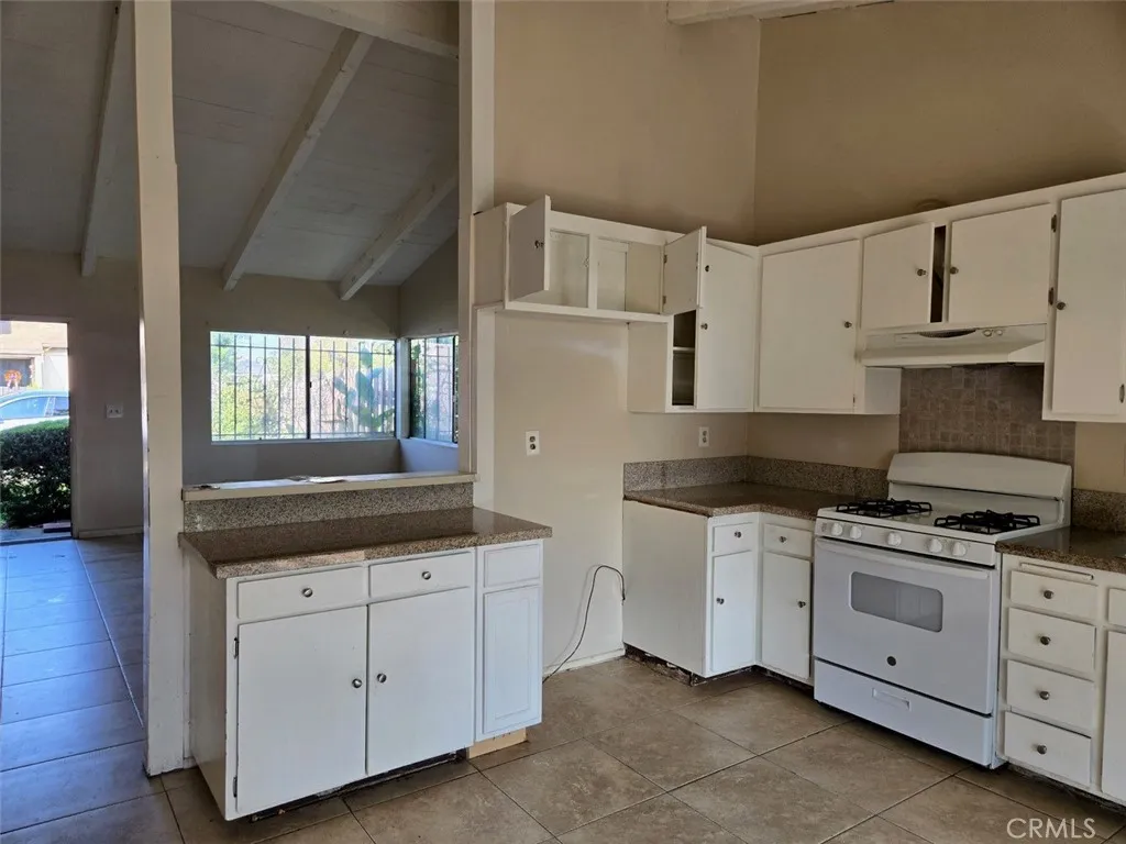 Additional image 6 of 10950 Saticoy Unit 48, Sun Valley, CA 91352