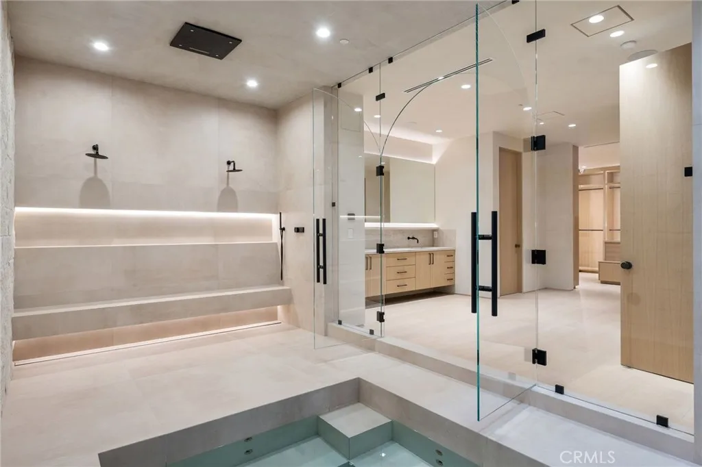 Additional image 32 of 22924 Erwin Street, Woodland Hills, CA 91367