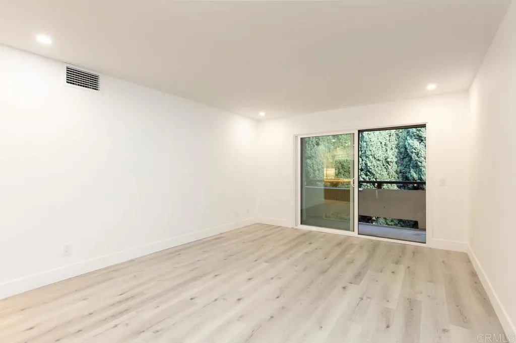 Additional image 13 of 5885 El Cajon Blvd Unit 305, San Diego, CA 92115