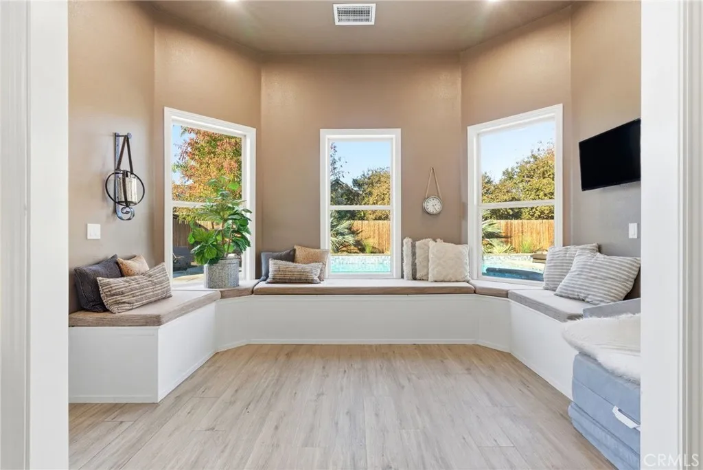 Additional image 23 of 170 W Pioneer Way, Hanford, CA 93230