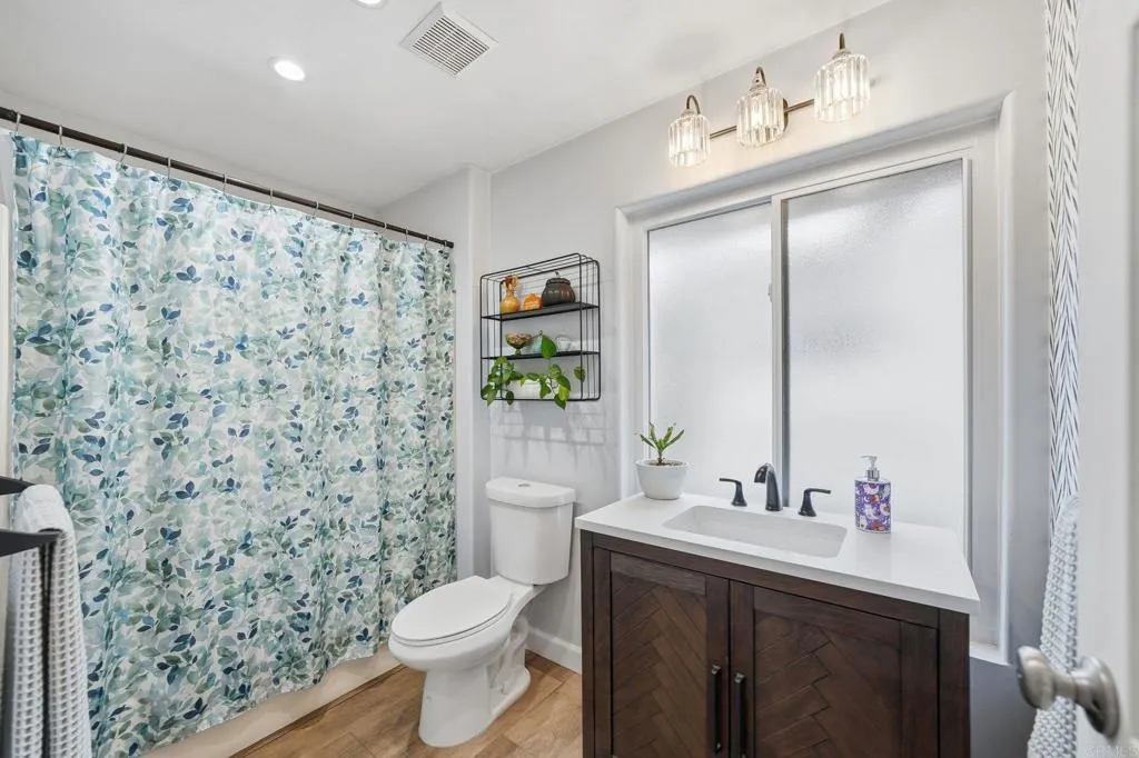 Additional image 30 of 3711 Balboa Ter Unit B, San Diego, CA 92117