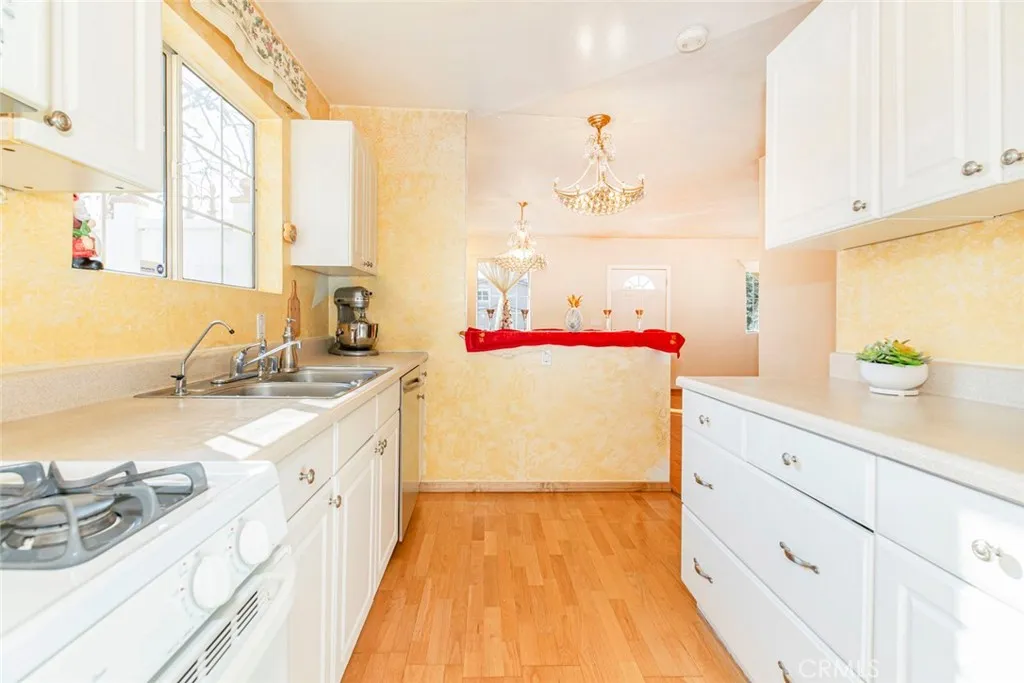 Additional image 10 of 11020 Scoville Avenue, Sunland, CA 91040