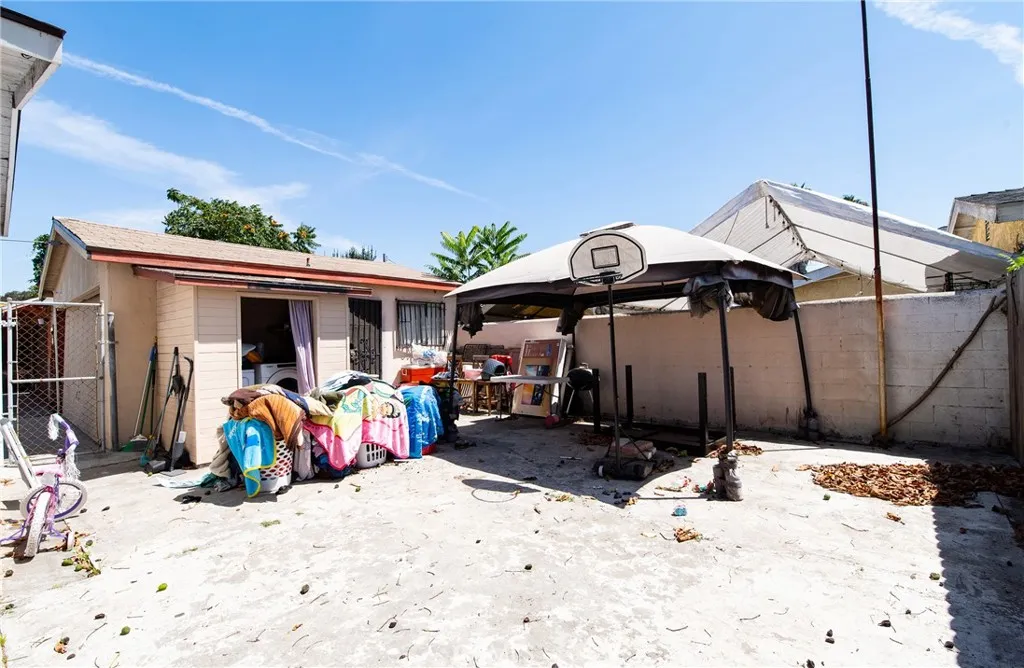 Additional image 19 of 9608 Beach, Los Angeles, CA 90002