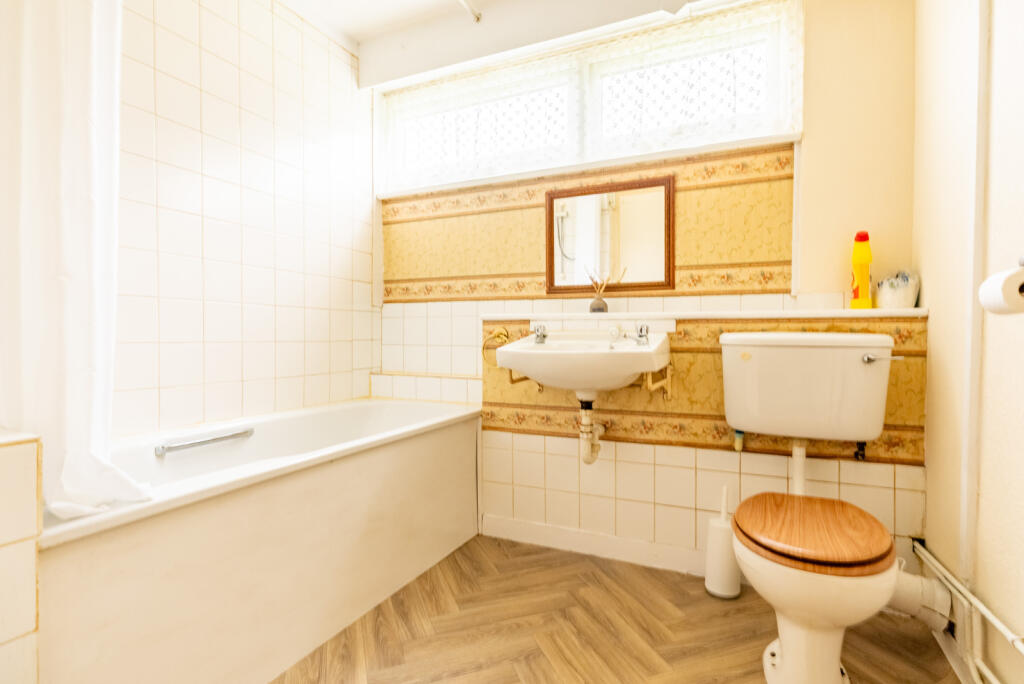 Additional image 10 of Chiltern Road, St. Albans, Hertfordshire, AL4