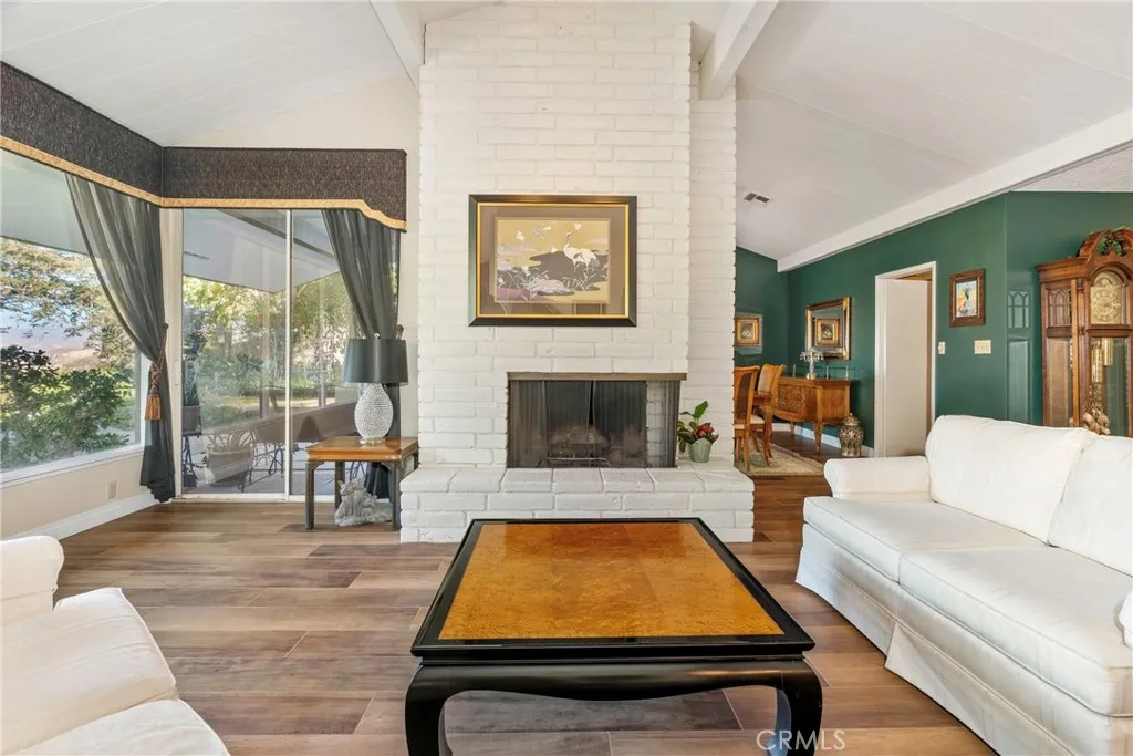 Additional image 17 of 3010 Panorama Dr, Bakersfield, CA 93306