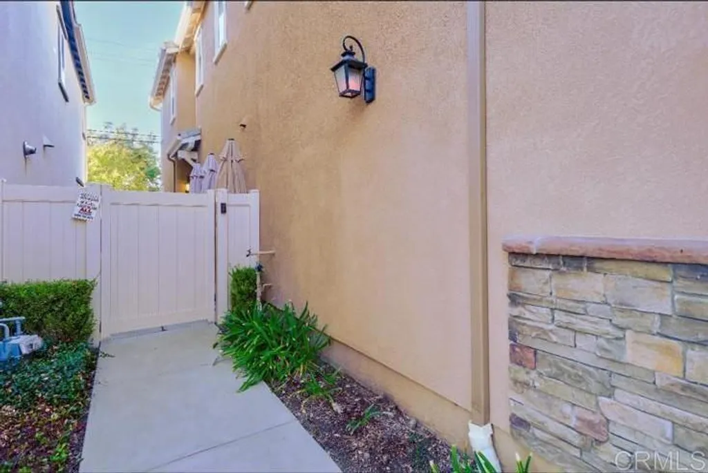 Additional image 27 of 12835 W Hemingway Drive, San Fernando, CA 91340