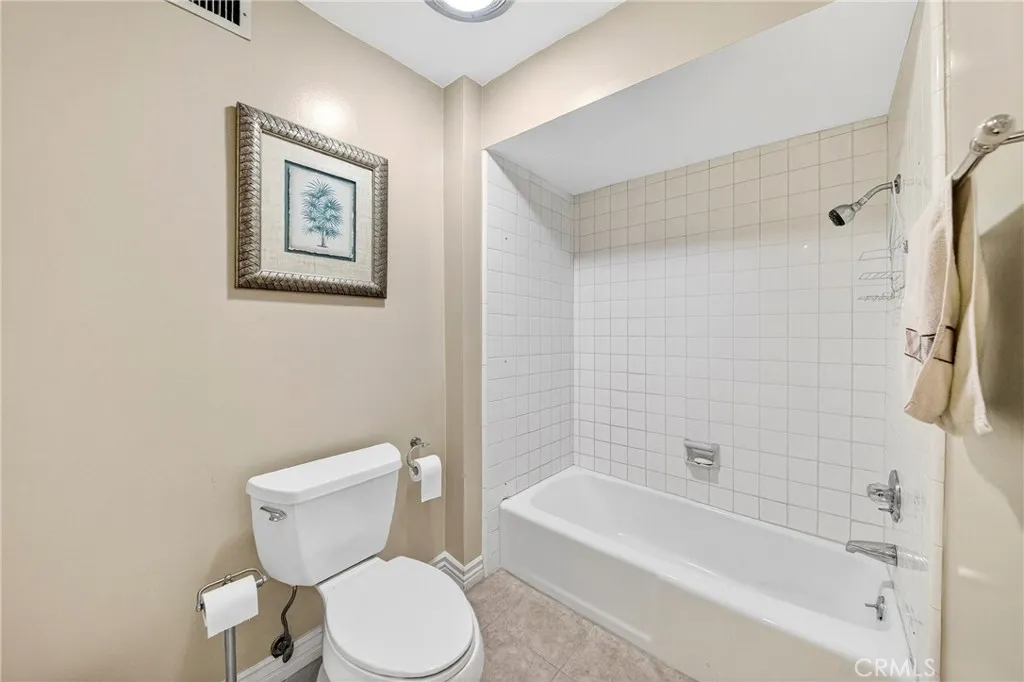 Additional image 43 of 421 S Van Ness Ave Unit 6, Los Angeles, CA 90020