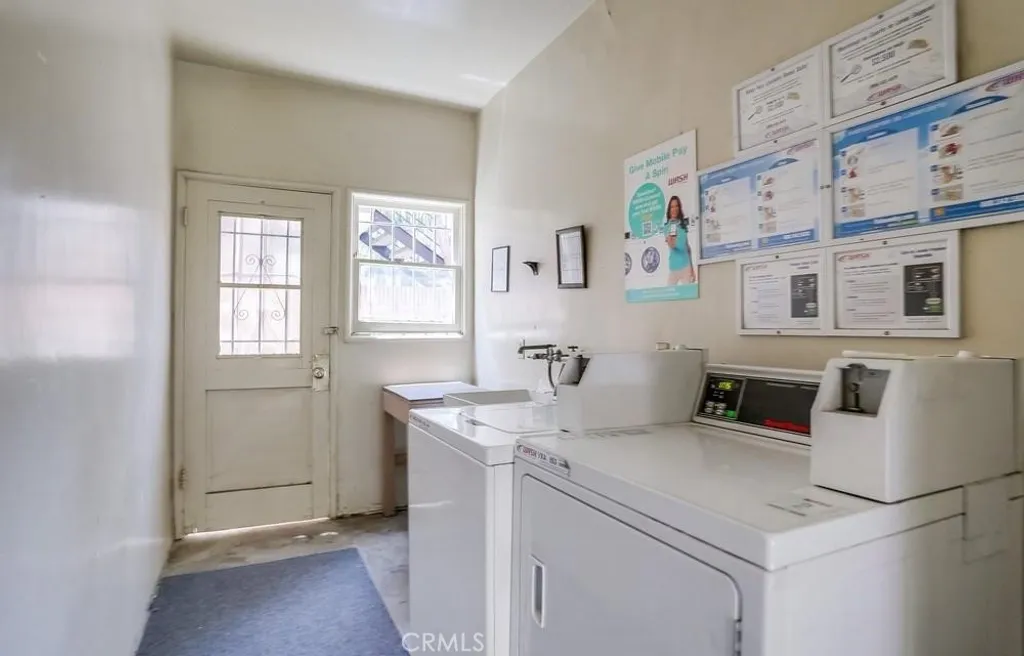 Additional image 13 of 219 Esperanza Ave #7, Long Beach, CA 90802