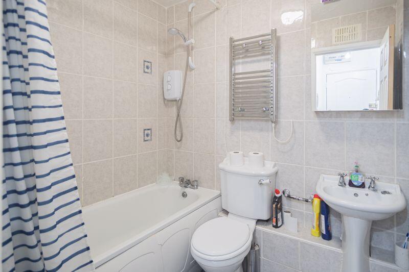 Additional image 4 of Walsingham Close, Hatfield