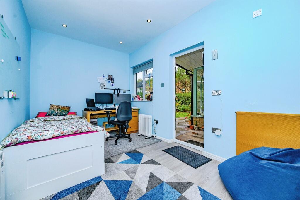 Additional image 12 of Stonecross Road, Hatfield