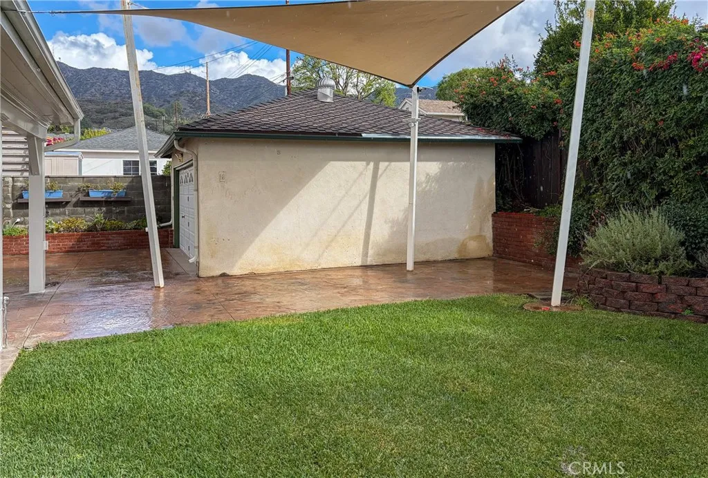 Additional image 102 of 842 Cornell Dr, Burbank, CA 91504