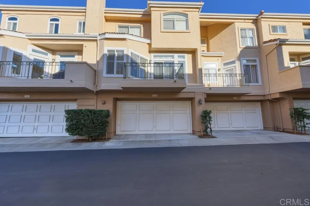 Additional image 75 of 7125 Calabria Court Unit D, San Diego, CA 92122