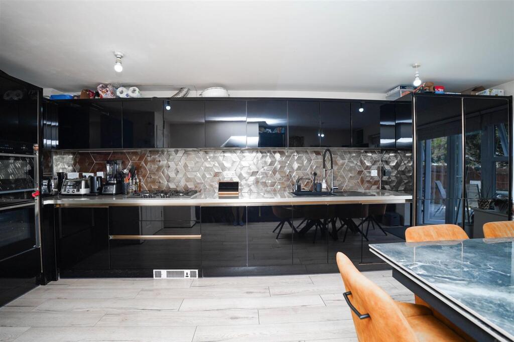 Additional image 6 of New Imperial Crescent, Birmingham, B11