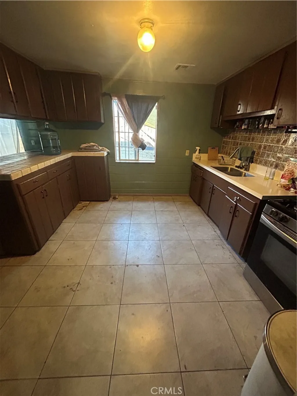 Additional image 31 of 467 W G Street, Colton, CA 92324