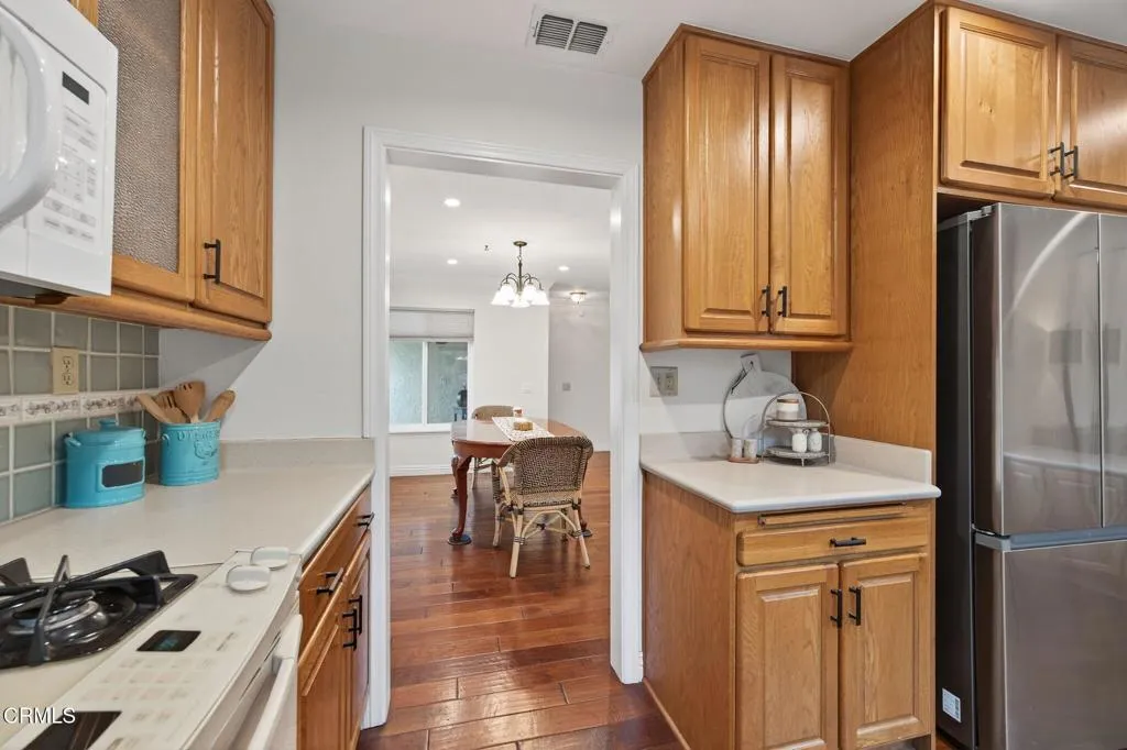 Additional image 86 of 287 Oberlin Avenue, Ventura, CA 93003