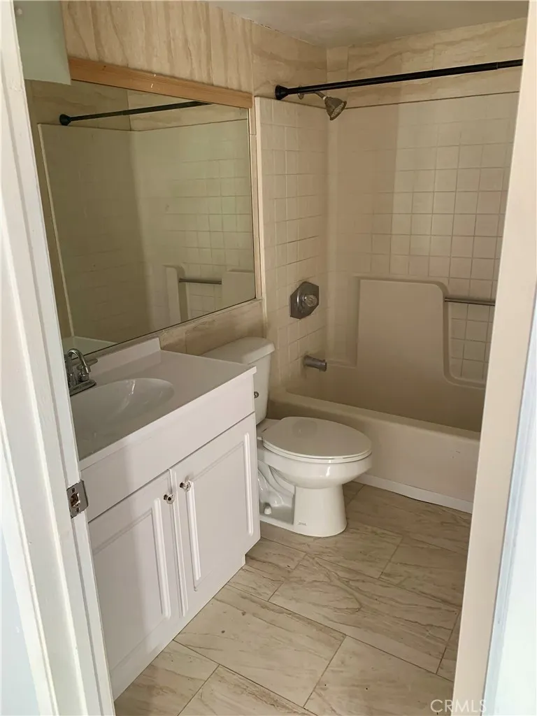 Additional image 20 of 707 W 4th St Unit 7, Long Beach, CA 90802