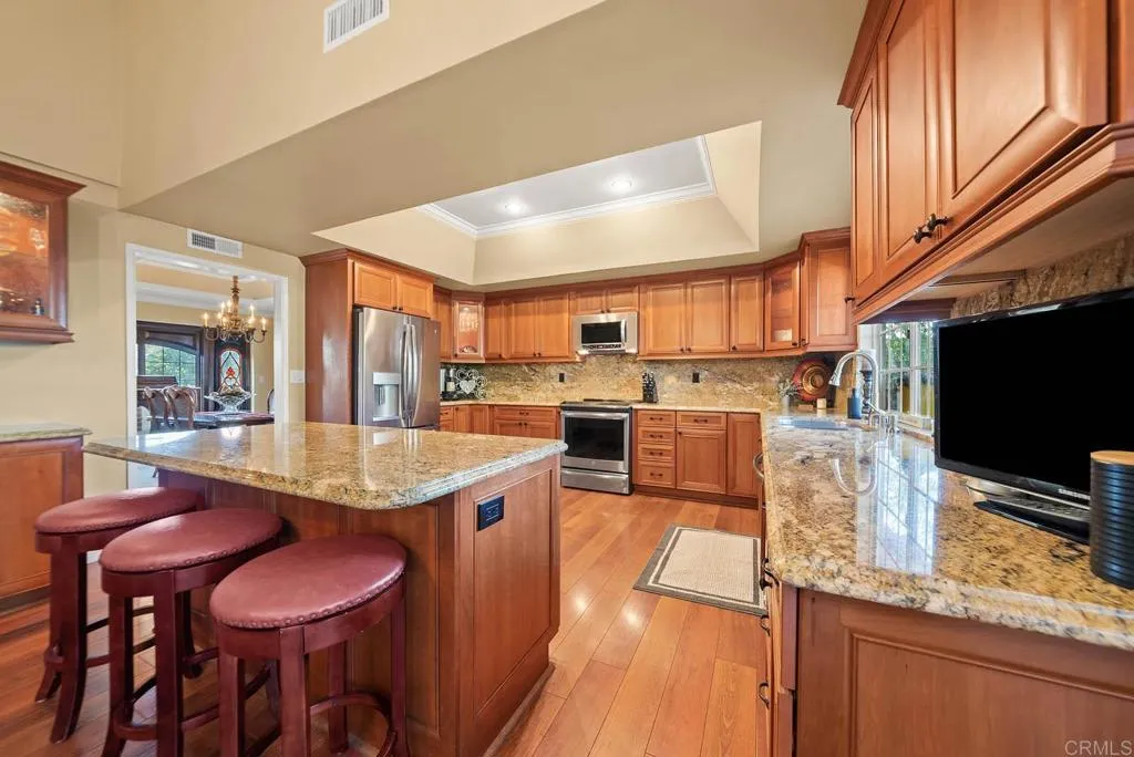 Additional image 19 of 11921 Fuerte Drive, El Cajon, CA 92020