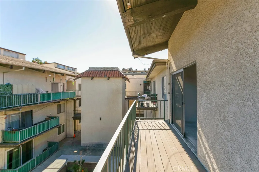 Additional image 41 of 5460 White Oak Avenue Unit C330, Encino, CA 91316