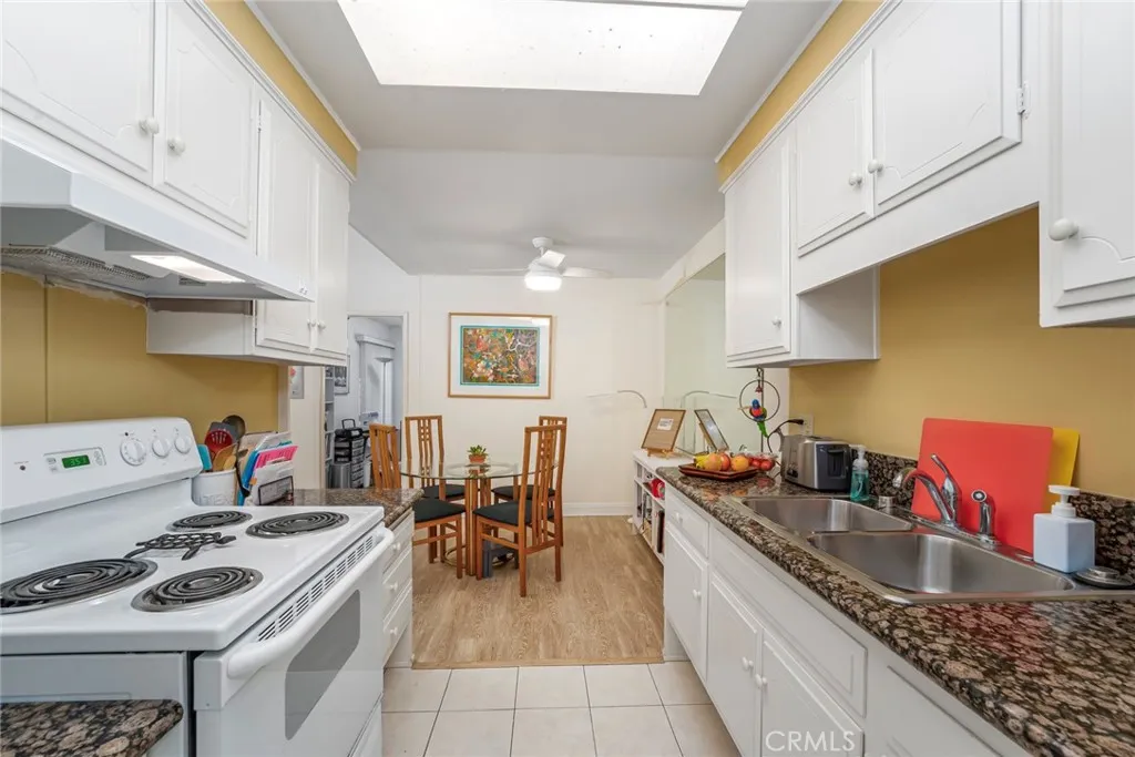 Additional image 16 of 2220 E Via Mariposa East Unit H, Laguna Woods, CA 92637