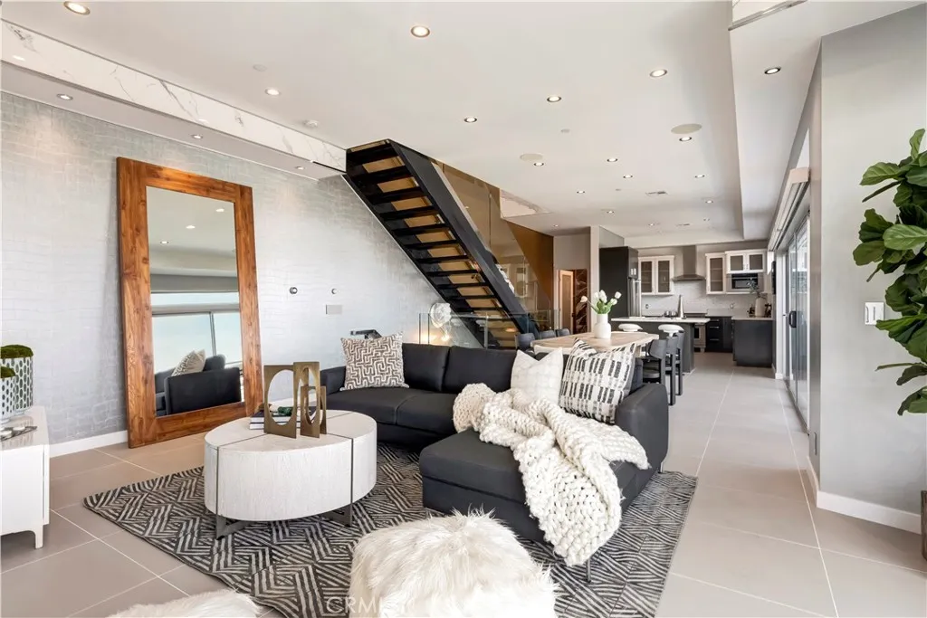 Additional image 62 of 11698 Picturesque, Studio City, CA 91604