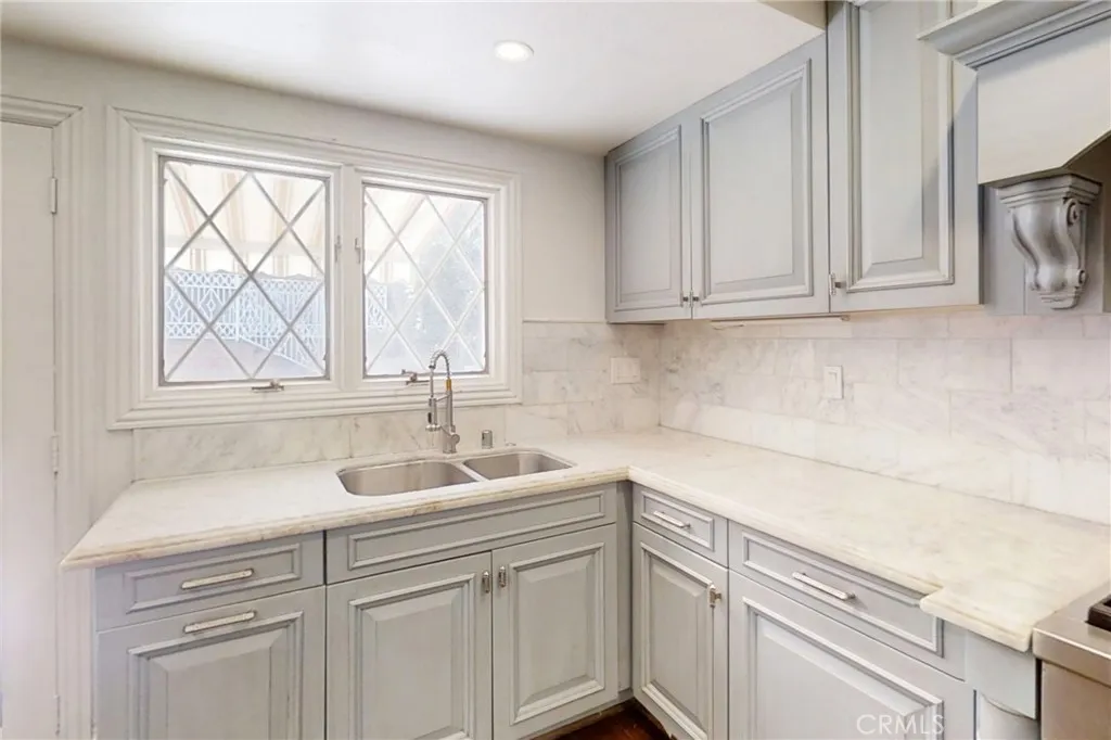 Additional image 82 of 1730 Via Del Rey, South Pasadena, CA 91030