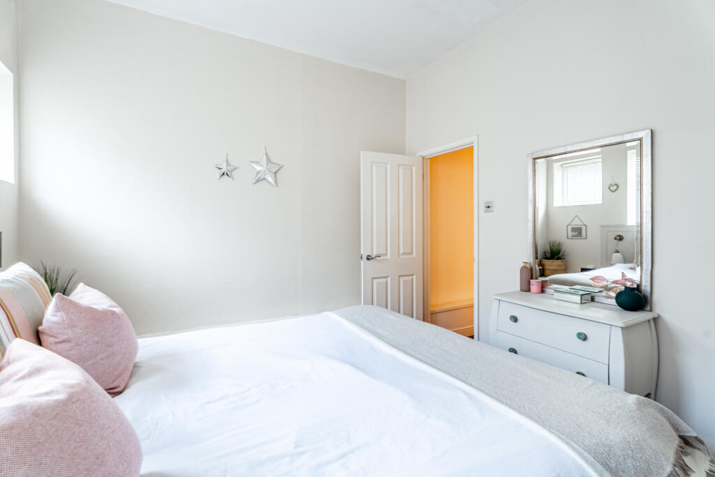 Additional image 6 of Market Place, St. Albans, Hertfordshire, AL3