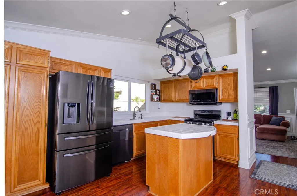 Additional image 13 of 19727 Skyview Court, Canyon Country, CA 91351