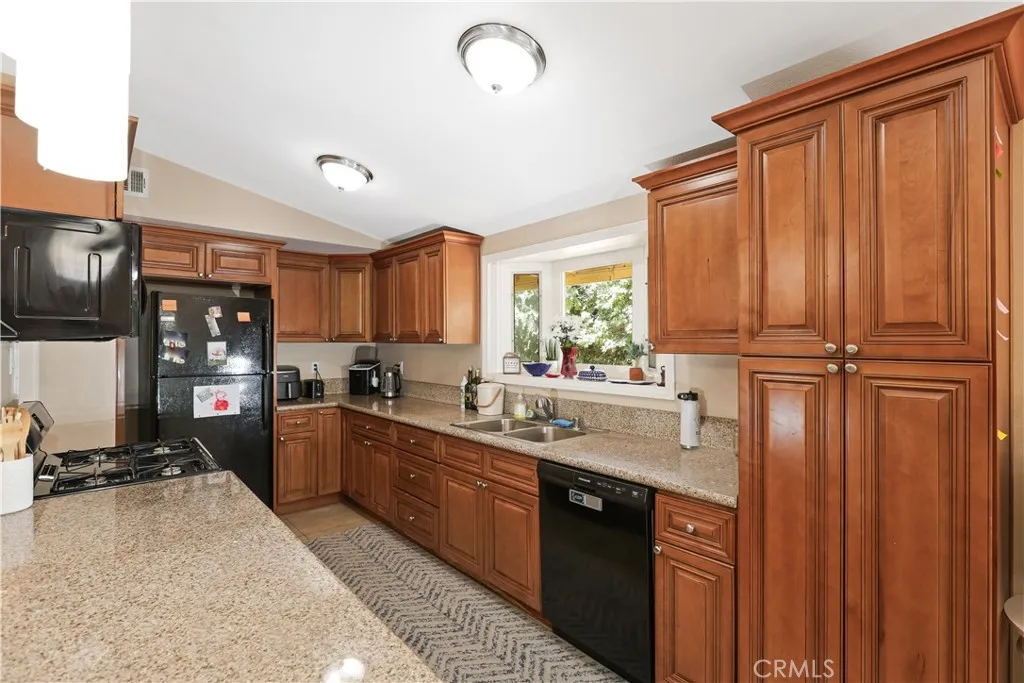 Additional image 7 of 1139 W Sycamore Ave, Orange, CA 92868