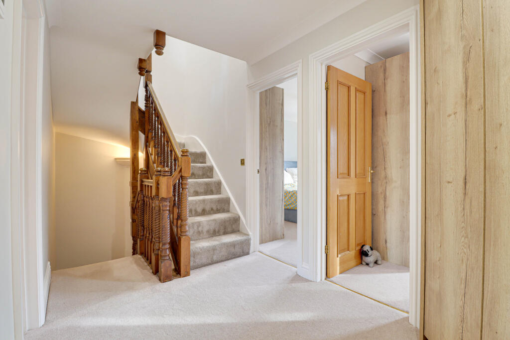 Additional image 19 of West Way, Harpenden, AL5