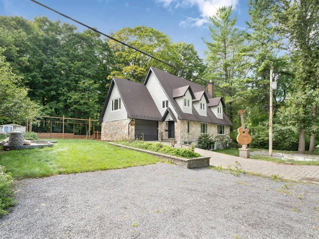 70 Rue Roussin|Montréal (L'Île-Bizard/Sainte-Geneviève), Quebec H9C1V5