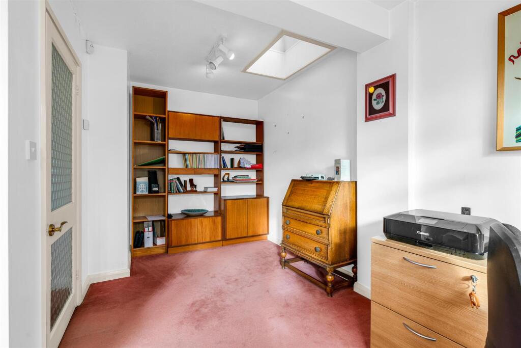 Additional image 7 of Roman Way, Welwyn