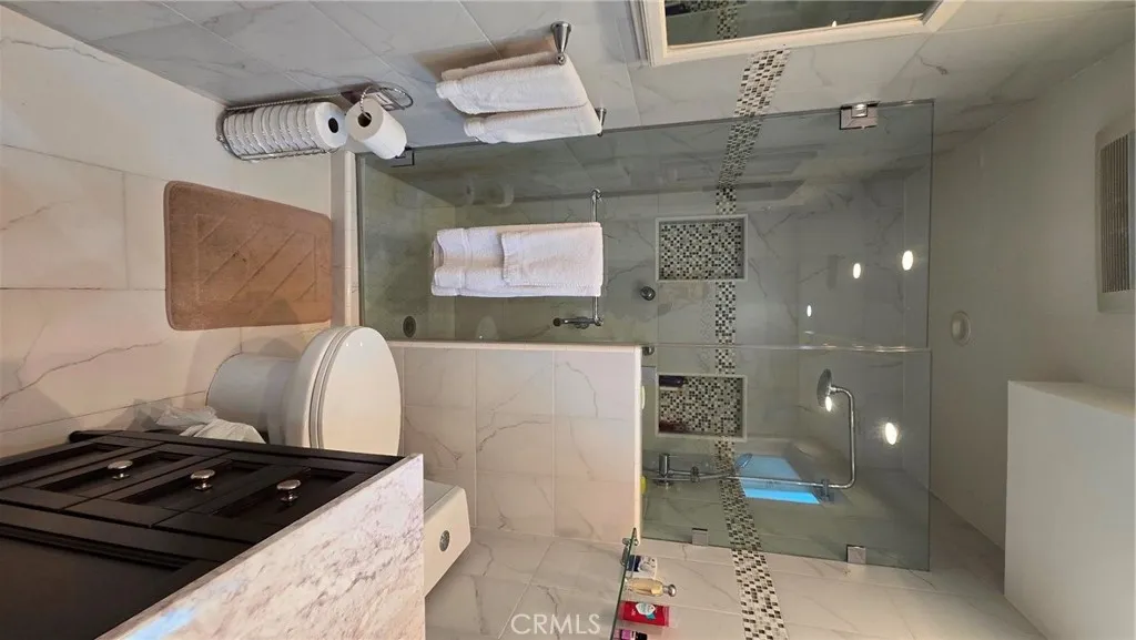 Additional image 44 of 787 Terrace 49 Ter, Los Angeles, CA 90042