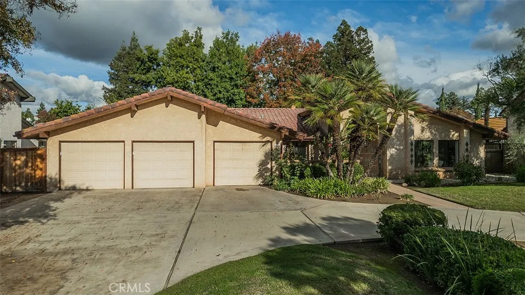 Property image for 406 E Audubon Drive, Fresno, CA 93720