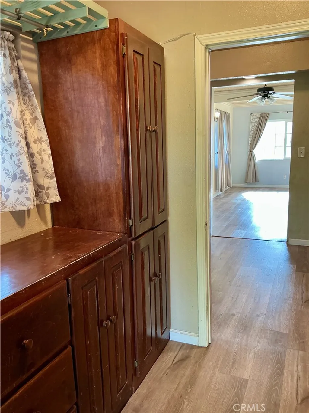 Additional image 7 of 1327 West 97th Street, Los Angeles, CA 90044