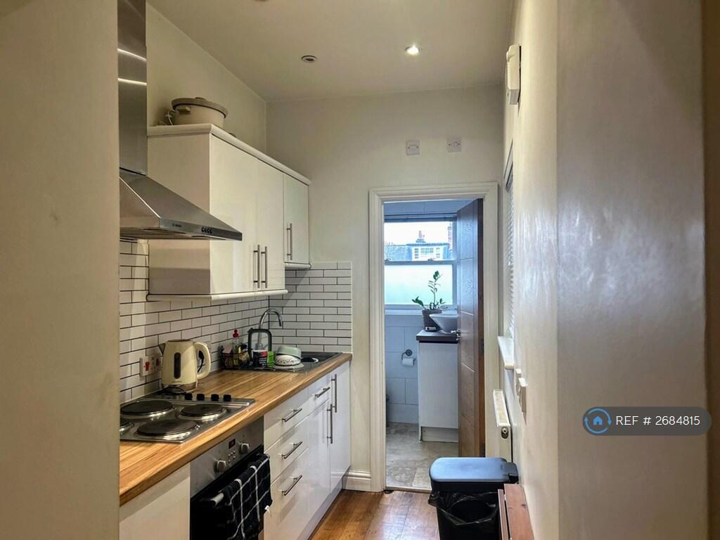 Additional image 5 of Fiscal House, St. Albans, AL1