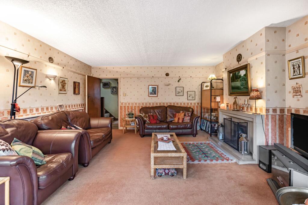 Additional image 7 of Bluebridge Avenue, Brookmans Park, AL9