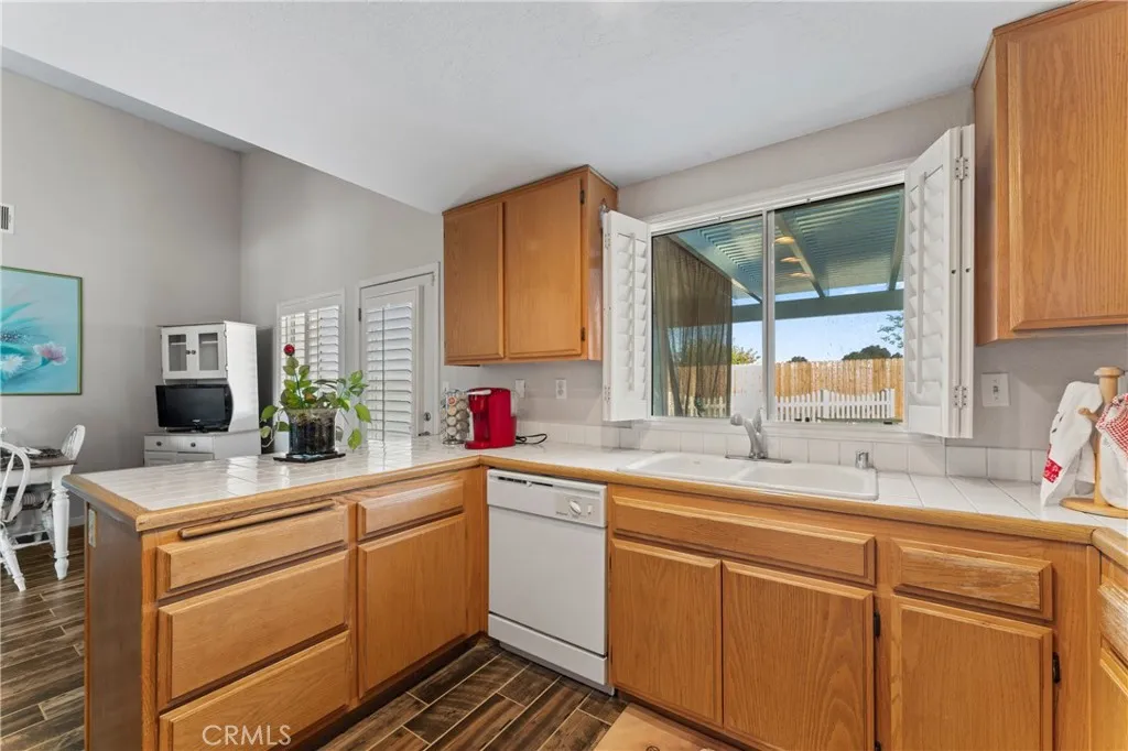 Additional image 44 of 36458 37th Street E, Palmdale, CA 93550