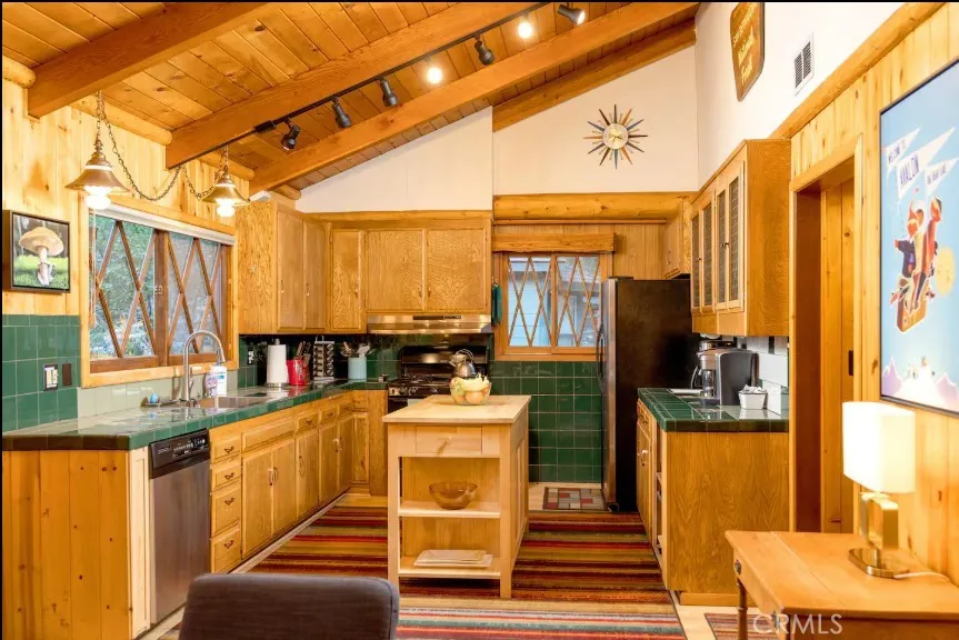 Additional image 89 of 1024 Cameron Dr, Big Bear Lake, CA 92315