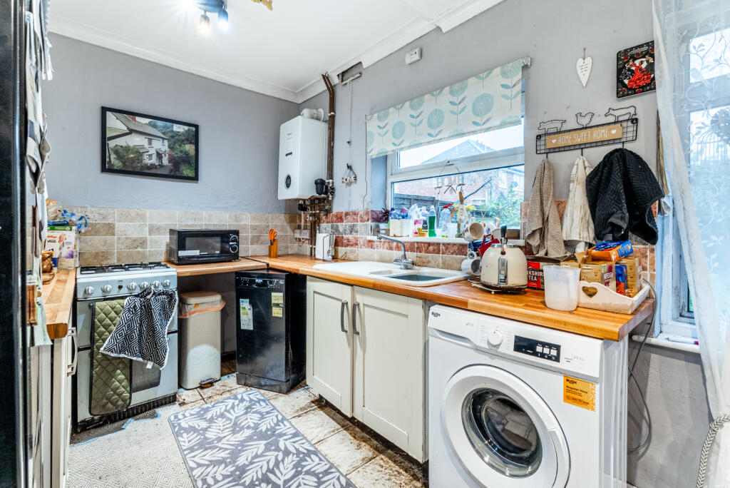 Additional image 6 of Peters Avenue, London Colney, St. Albans, Hertfordshire, AL2