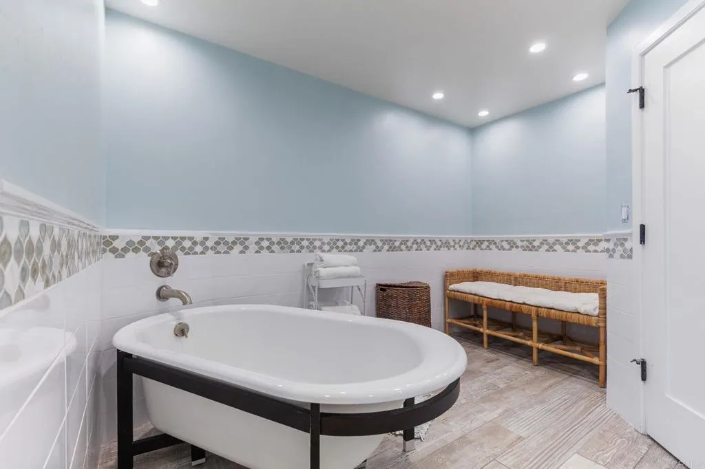 Additional image 80 of 2812 Bayside Walk, San Diego, CA 92109